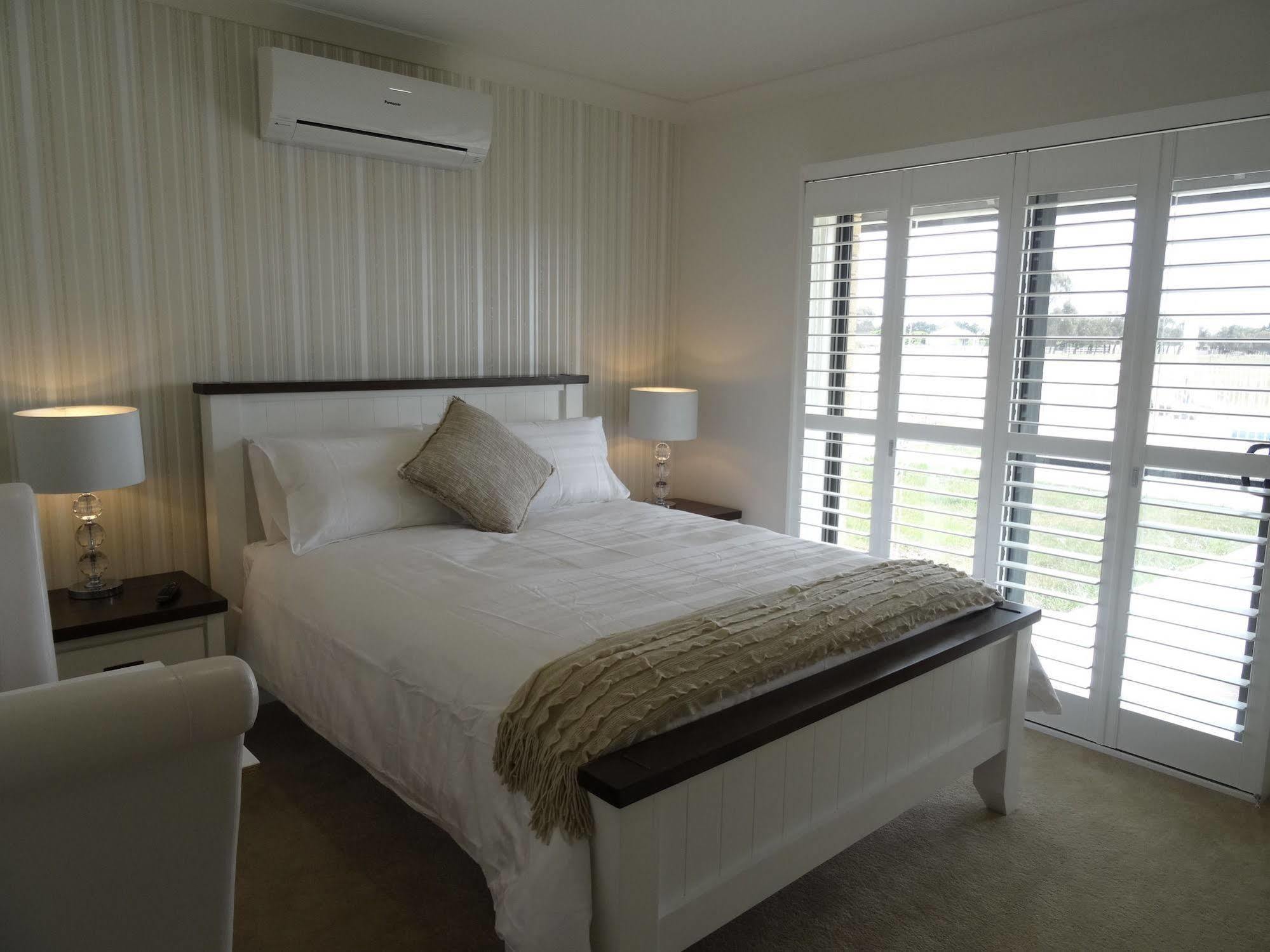 The Oxley Estate Bed & Breakfast Портарлингтън Екстериор снимка