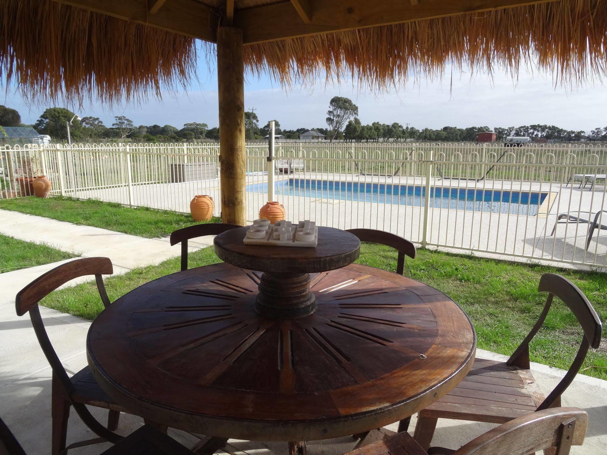 The Oxley Estate Bed & Breakfast Портарлингтън Екстериор снимка